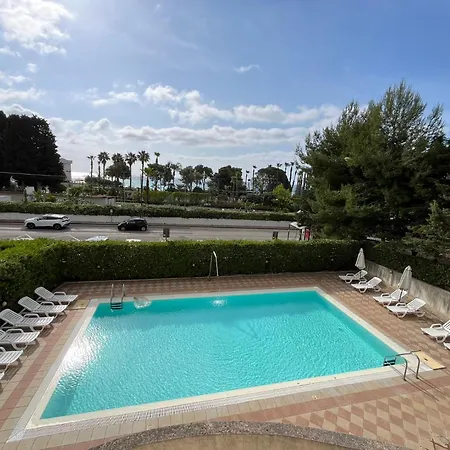 Hotel Bulla Regia 3*